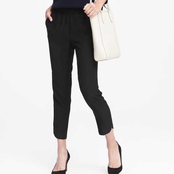 Banana Republic Pants - Banana Republic Hayden Dolphin-hem pant